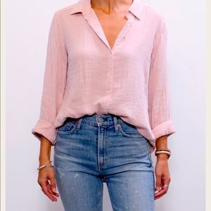 COPY - Xirena Scout Blouse in nude pink. Size small. Worn once. In new conditio…